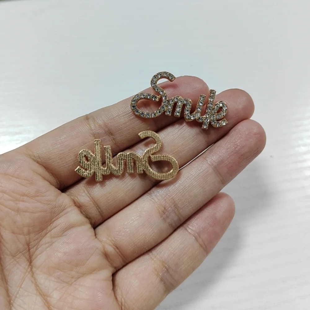 Set of 2 Glittering Gold and Silver Crown Rhinestone Pendants for DIY Phone Case Decoration