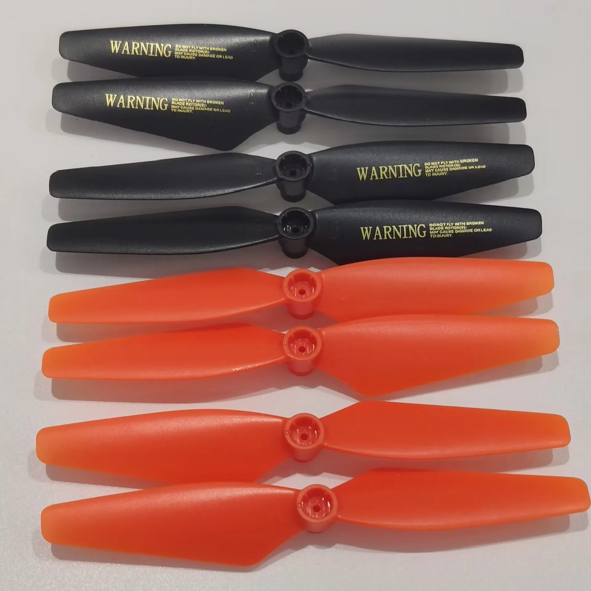 

Оригинальные складные аксессуары для дрона SYMA Z4/ Syma Z4W запасные части для лезвия пропеллера CW CCW 4/8 шт.