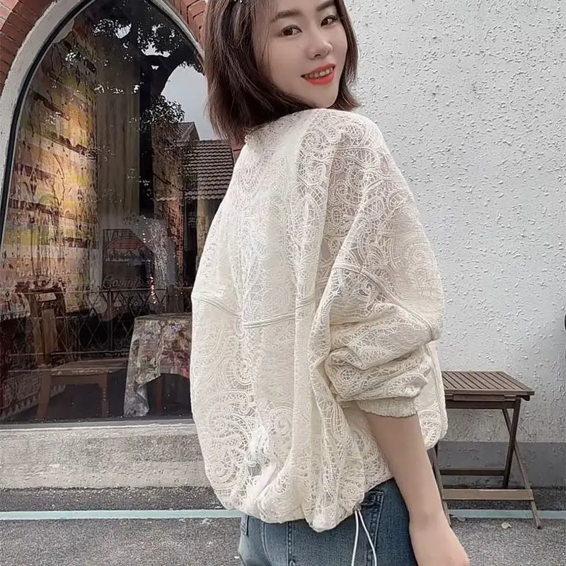 Spring Summer Lace Thin Jacket Women Parka Casual Femal Coat Hollow Out Embroidery Floral Women Thin Coat 3