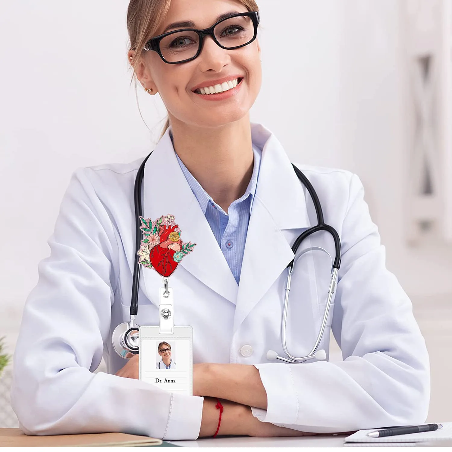 Acrylic Glitter Organ Bone Lung Brain Heart Retractable Clip Id Card Buckle Badge Clip Nurse Badge Reel Bag Accessories