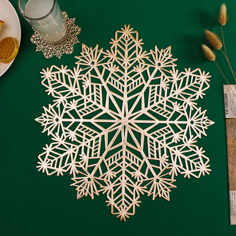 

Table Mat Snowflake Bronzing PVC Placemat Hollow Insulation Coaster Pads Table Bowl Home Christmas Decor Heat Resistant