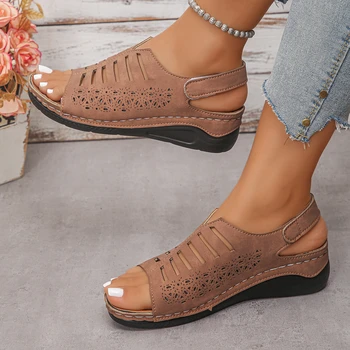 Stylist Woman Leather Summer Fashion Wedge Female Large Size Mid-heeled Platform New Comfortable Retro Sandals for Women