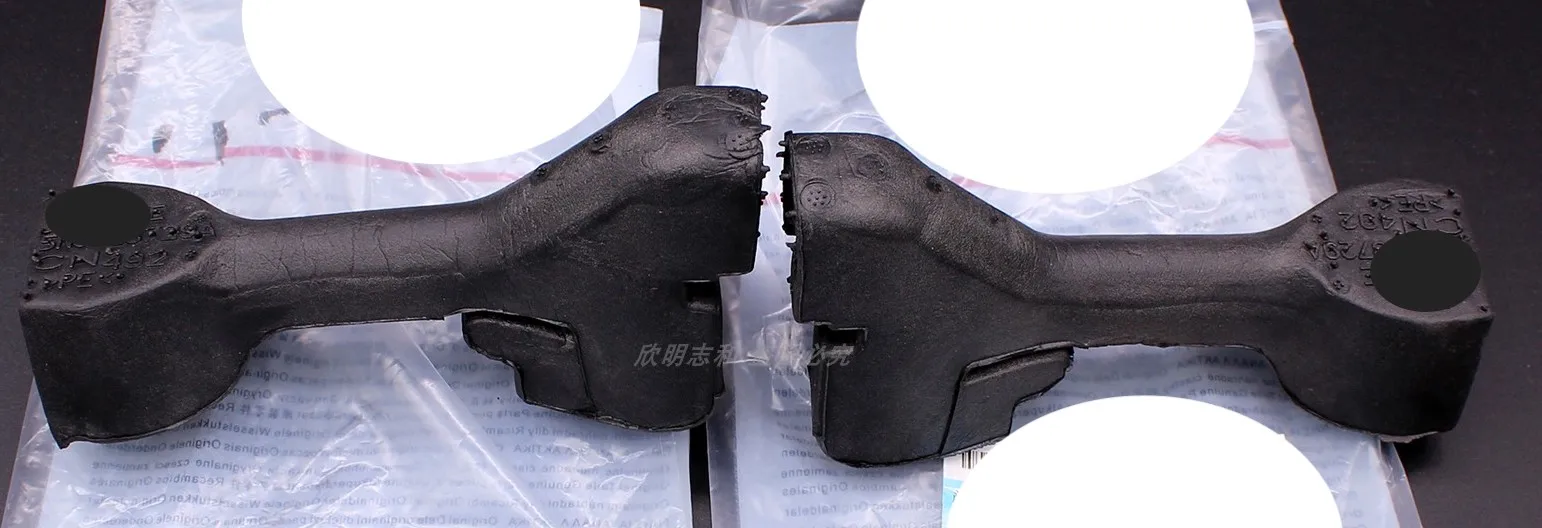 

2pcs for VW Tiguan cover sponge shock-absorbing groove pad buffer