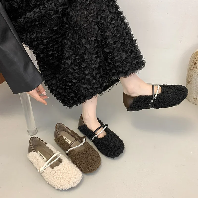Women's Elegant Warm Shallow Mouth Casual Hairy Flats  Winter Fashion Versatile Soft Soled Comfortable Plush Mary Jane Shoes