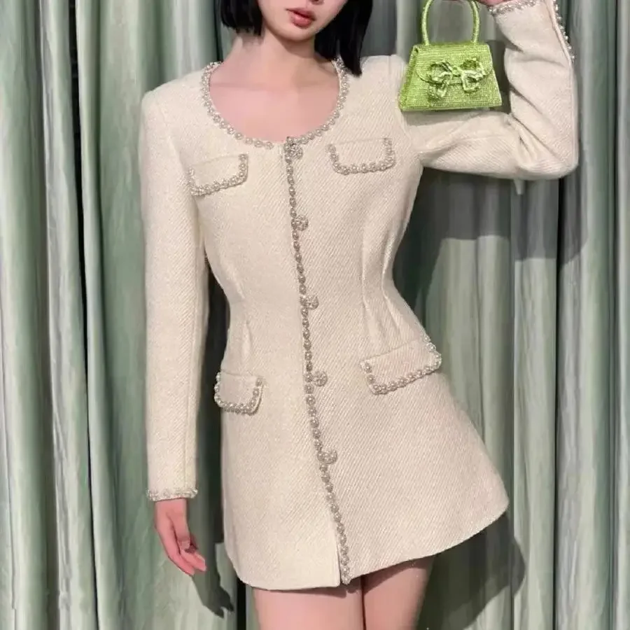 

Women Pearl Decoration Round Neck Long Sleeve Short Dress