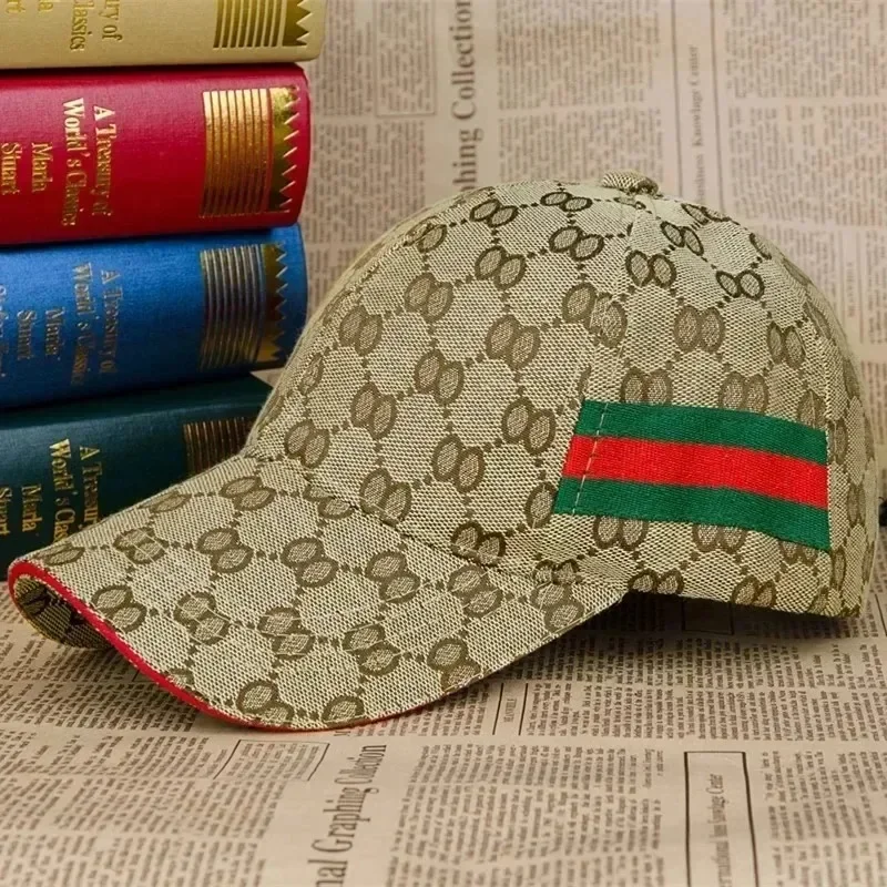 Модна брендова бейсболка на весну та осінь, універсальна для літа та осені, у стилі знаменитостей, з широким козирком.