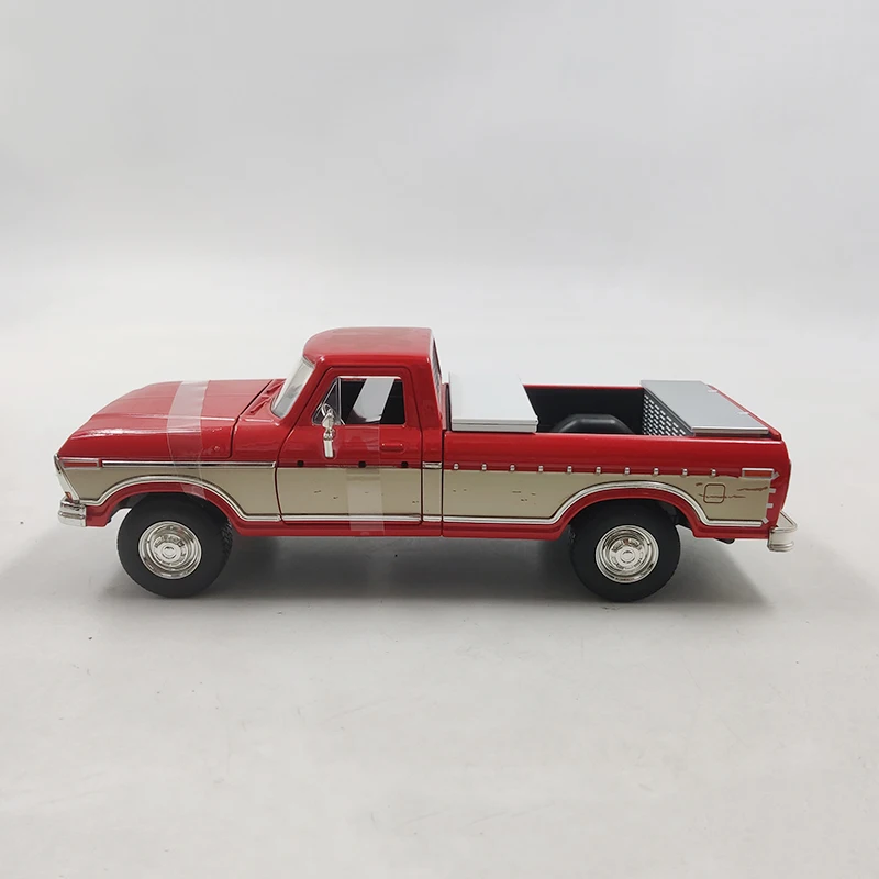 Jadaジェイダ/’79 Fordフォード F-150 1/24絶版