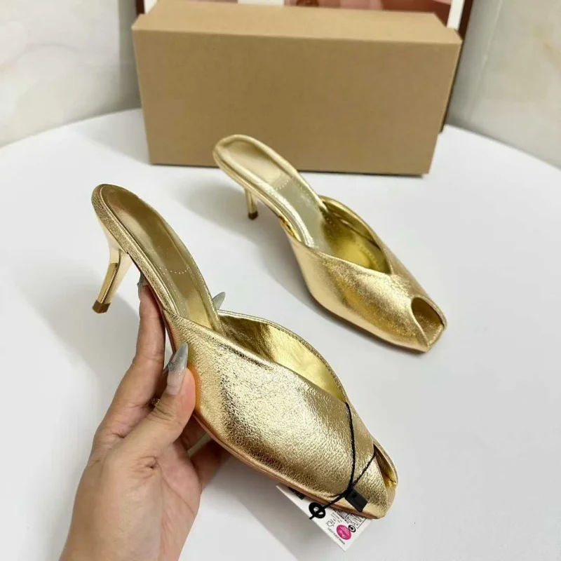 SMVP Sandals Heel View