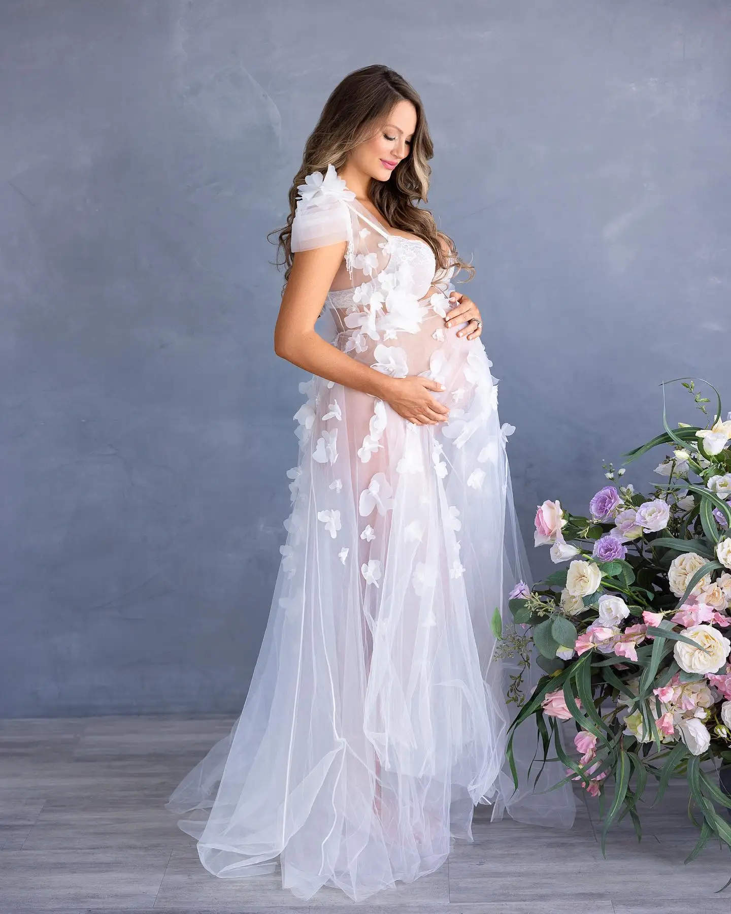 White Butterfly Maternity Gowns for Photoshoot Bridal Robe for Babyshower Appliqued Bathrobe Nightwear