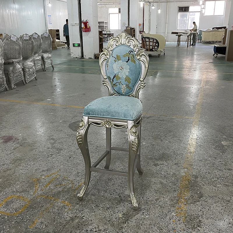 

Барный стул в европейском стиле, барный стол из твердой древесины, высокий стул с резным цветком, для дома, для салона красоты, спинка, передний стол, стул