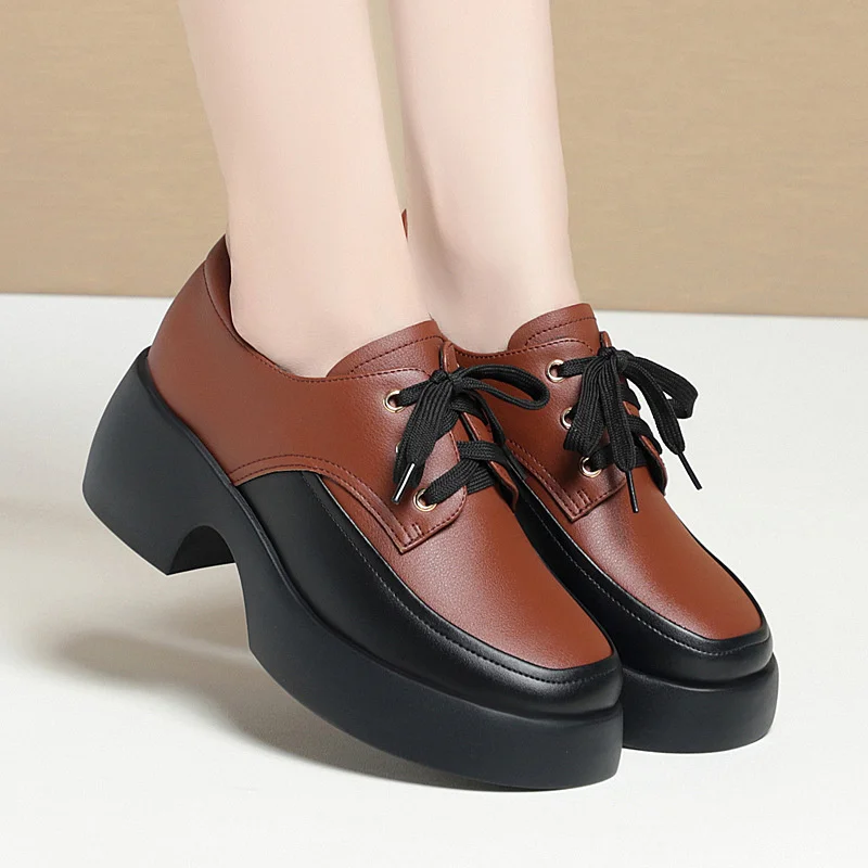2024 Elegant Versatile Lace Up Comfortable Soft Leather Shoes Woman New Retro Thick Sole High Heel Casual Single Shoes 3
