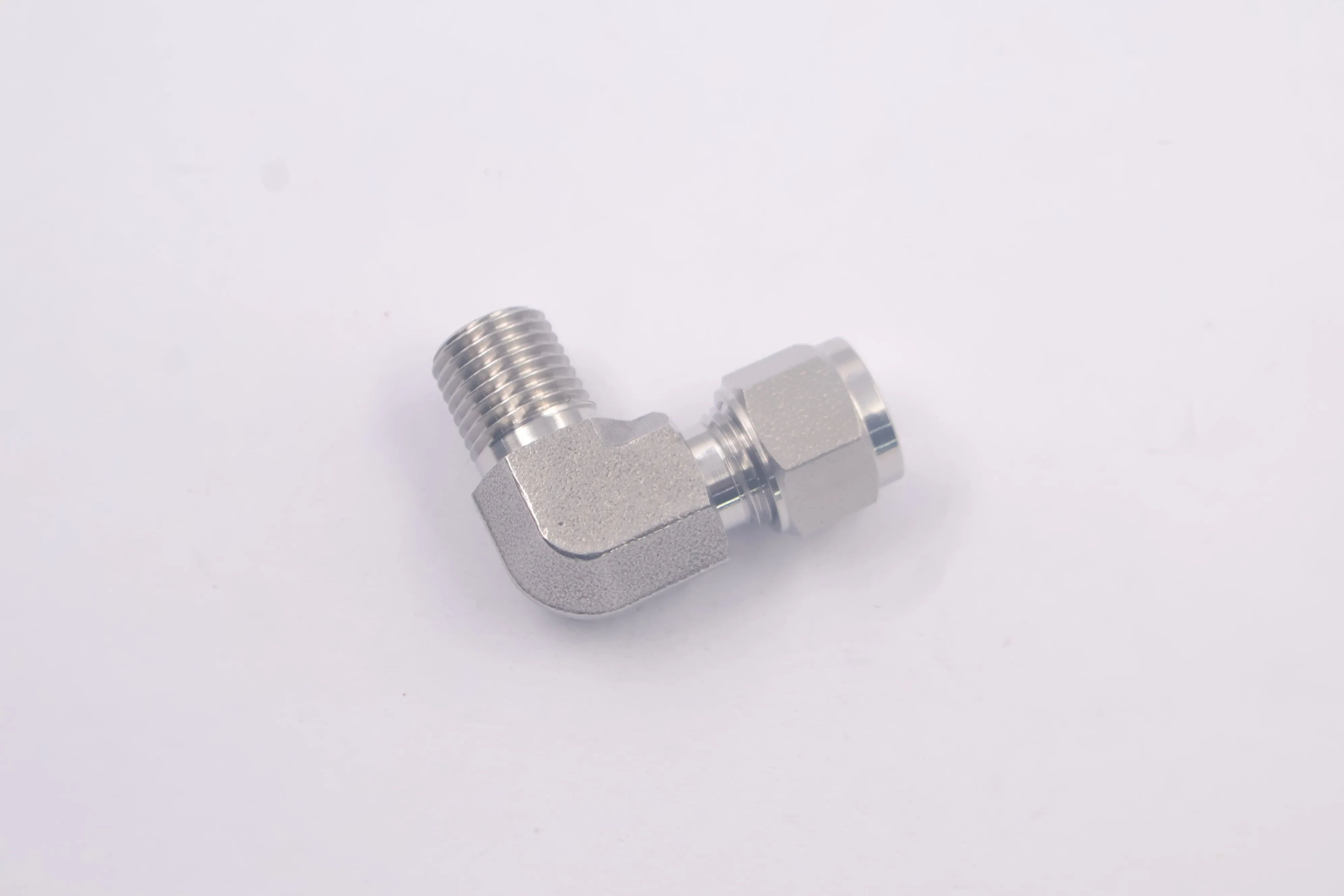 Stainless Steel Tube Fitting, Male Elbow, 6 mm Tube OD x 1/8 in. Male ISO Tapered ,SS-6M0-2-2RT, can combination with Swagelok
