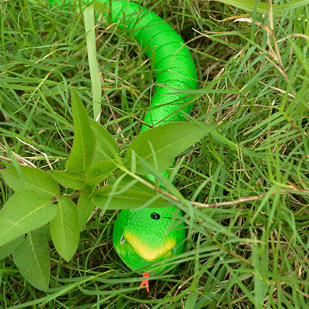 Creative Remote Control Snake Infrared RC Interactive Cat Toys Rattlesnake With USB Cable Funny Trick Terrify Toys For kids