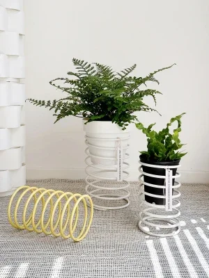 Creative Spring Flower Stand Iron Art Balcony Floor Flower Pots Shelves Decorative Metal Rack Multi-color Optional