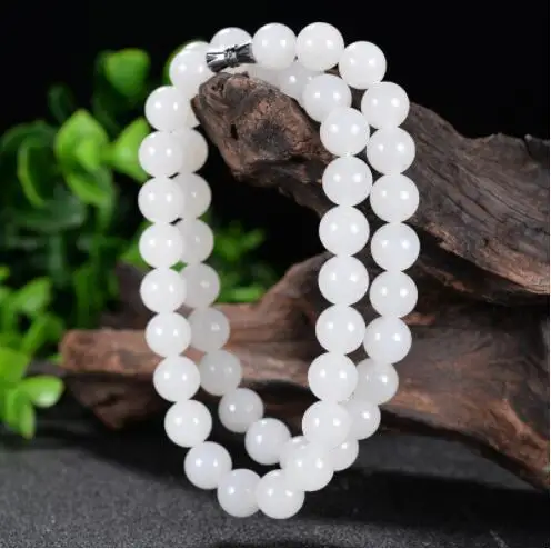 Elegant Genuine Green Jade Beaded Necklace - Women's Fashion Jewelry with Natural Charm
