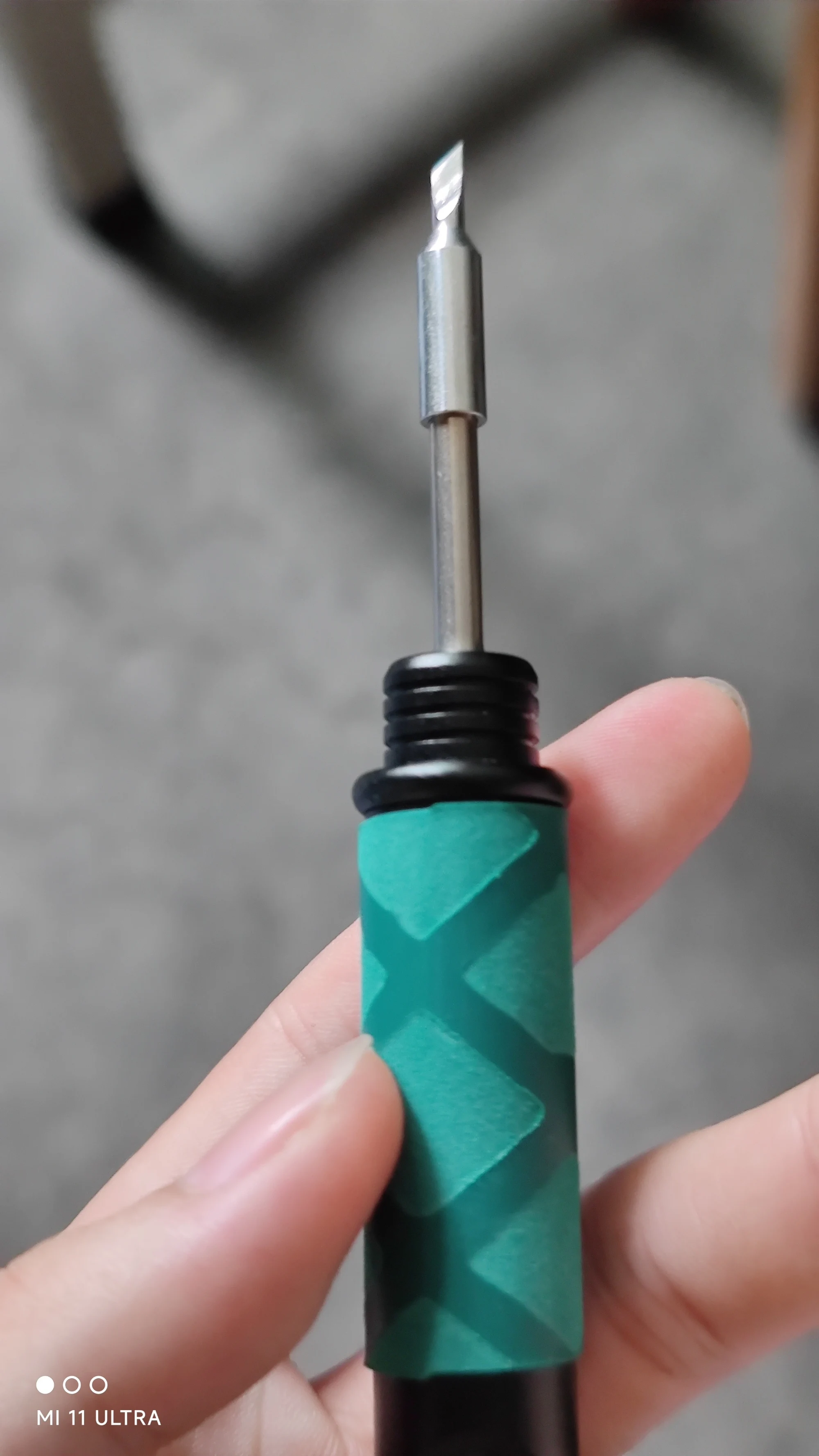 New L245 Electric Soldering Iron Smart Mini Adjustable Temperature PD65W Power S