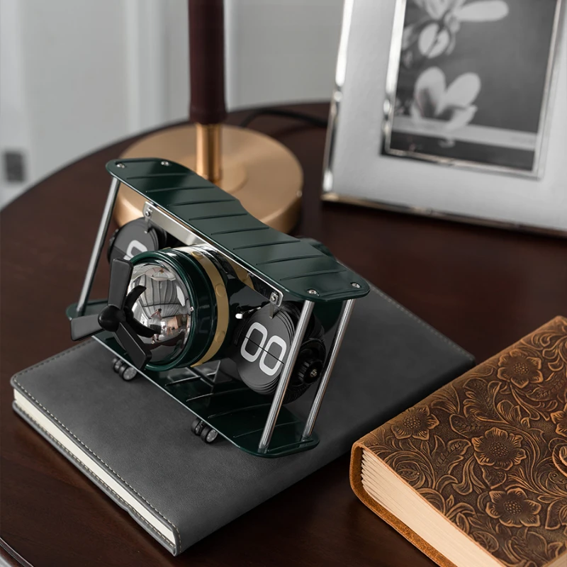 

Европейские Простые Украшения для поворота страниц, домашние креативные прикроватные украшения для телевизора, кабинета, крыльца, металлические настольные часы, праздничные