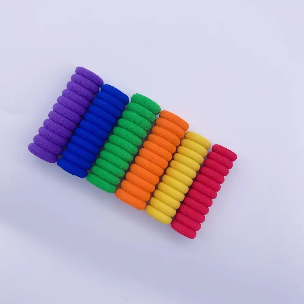 10pcs 손 보호 스폰지 펜 그리퍼 인체 공학적 부드러운 질감 쓰기 보조 그립 미끄럼 방지 펜 그립 학생