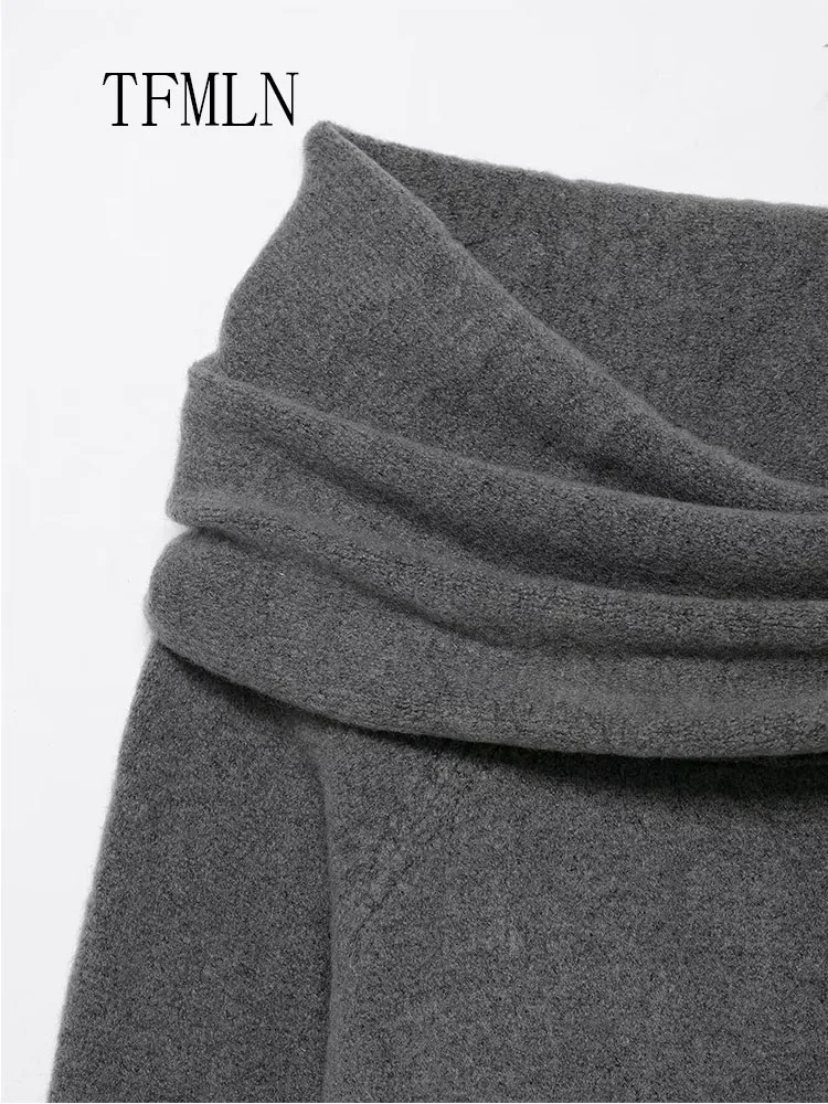 Off-the-Shoulder Knitted Sweater For Women with Metal Ring Causal Long Sleeve Chic Pullover Top Fashionable Female Knitwear