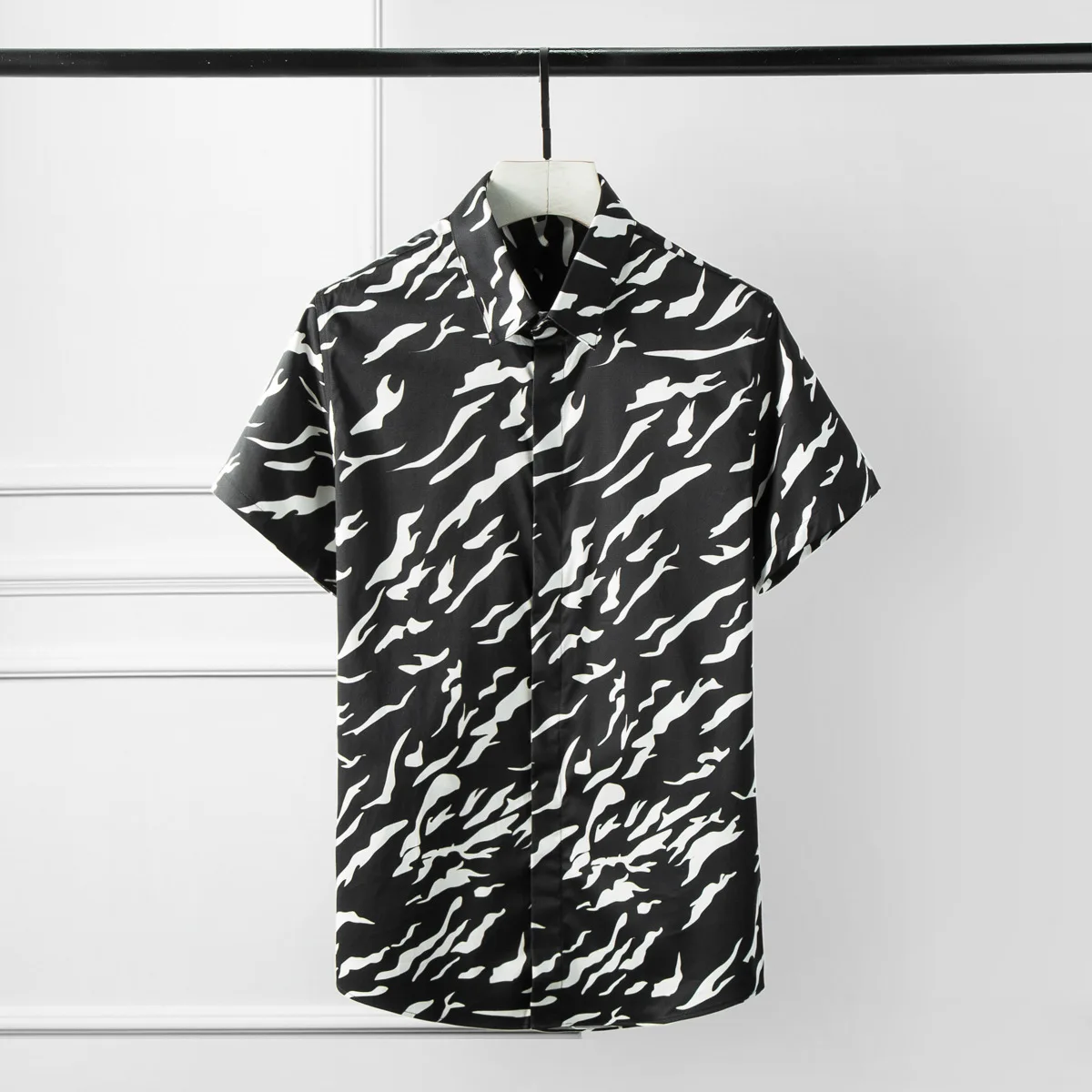

High Quality Luxury Jewelry 2023 Summer New Casual Beach Holiday Buttons Printing Short Sleeve Hawaiian Shirts For Men