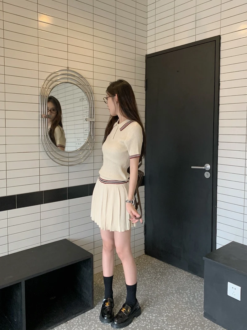 Autumn Knitted Two-piece Skirt Set Women Turn-down Collar Short Sleeve Top Pleated Mini Skirt Korean Fashion Knitting Outfits