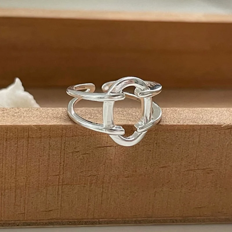 Hollow Oval Gold Color Hip Hop Trend Rings for Women Simple Personality Geometric Jewelry Party Gifts