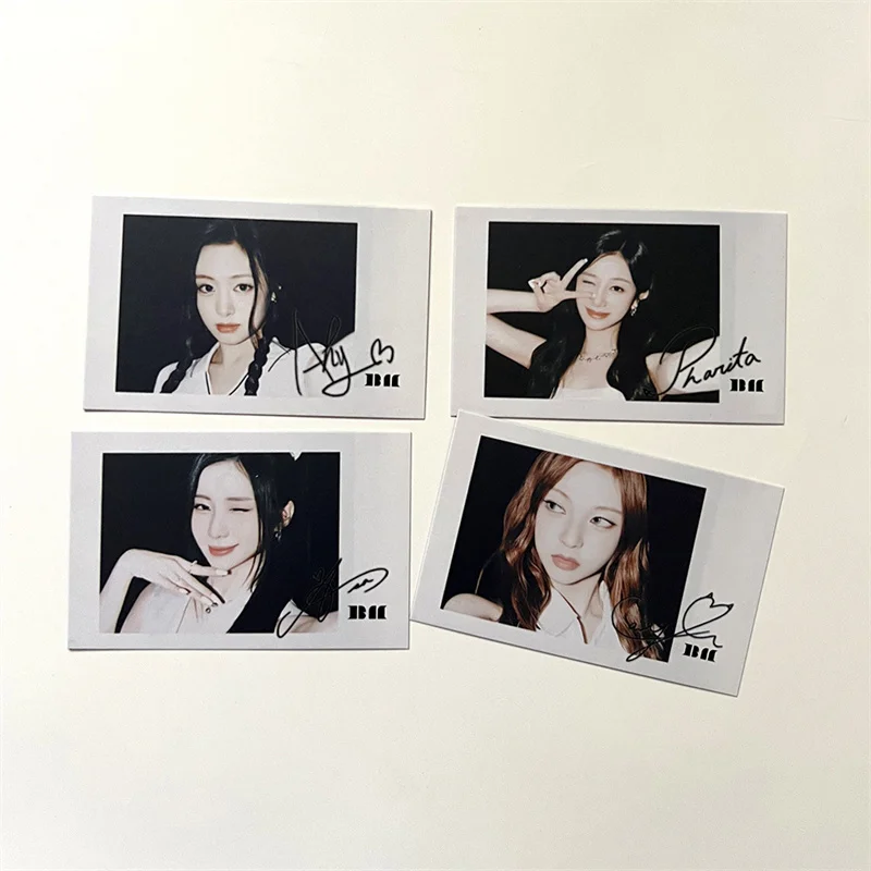 O que é idade da Pharita e por que essa coleção de cartões do