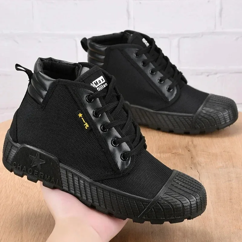Men's Canvas Shoes Outdoor Work Shoes Non Slip Breathable Casual Sneakers for Male Soft Sole Wear-resistant Walking Flats