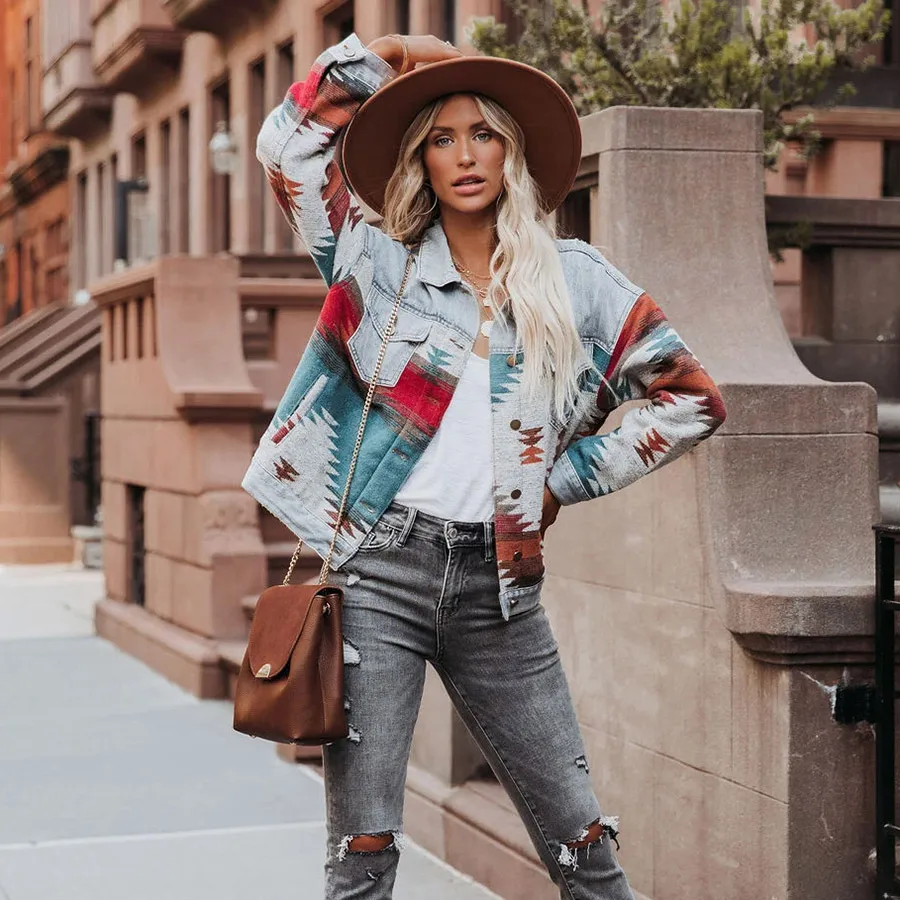 2025 Europe et états-unis à manches longues revers ample Denim Patchwork pull manteau rétro veste pour les femmes