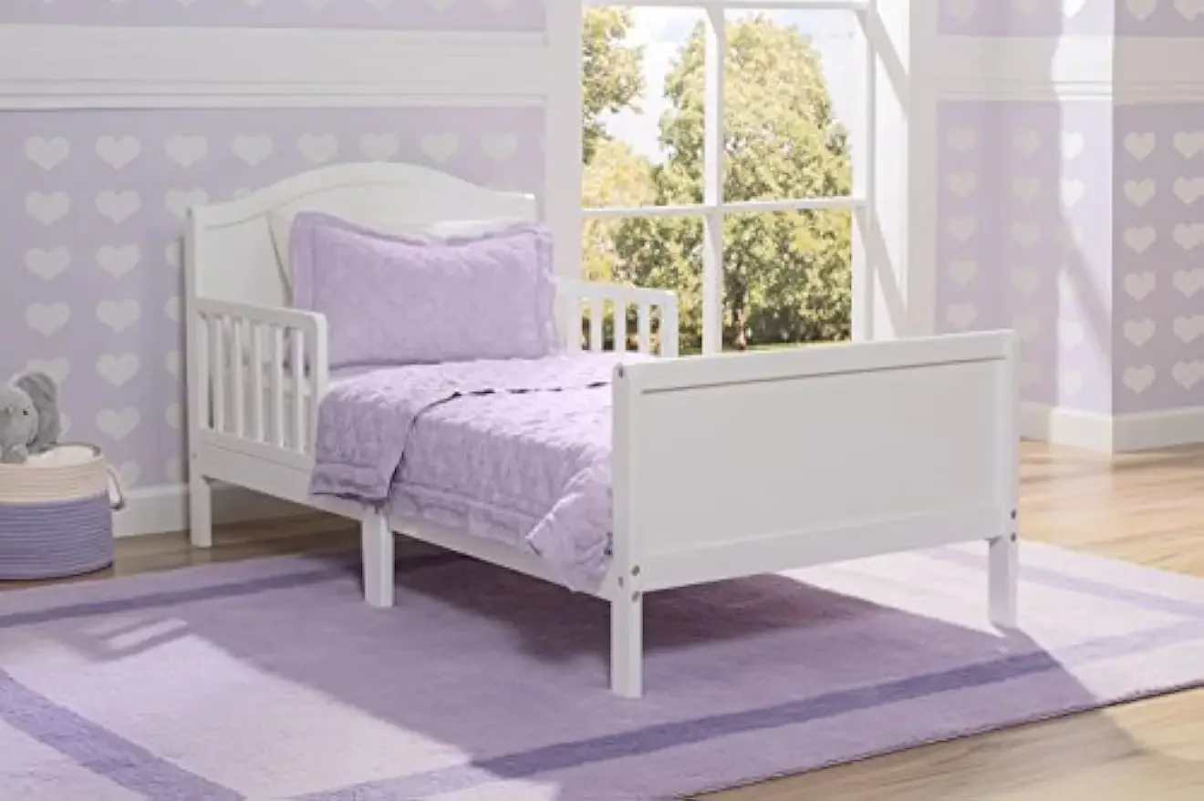 

Children Bennett Wood Toddler Bed