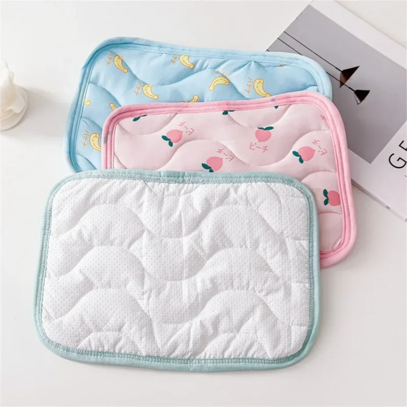 Pet Sleeping Mat Hamster Cooling Pad Small Pet Cooling Mat Summer Ice Silk Mat Pet Hamster Sleeping Supplies Mattress