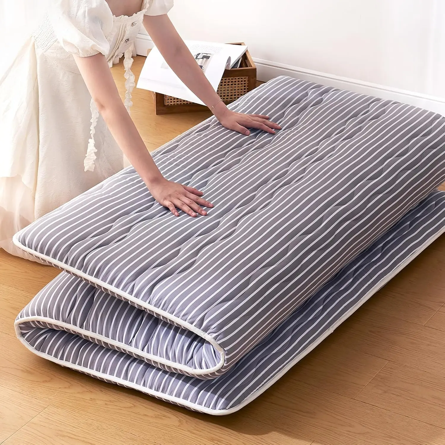 Foam Japanese Floor Mattress Futon Mattress,100% High-Density Comfortable Foam,Thicken Tatami Mat Dormitory Sleeping Pad
