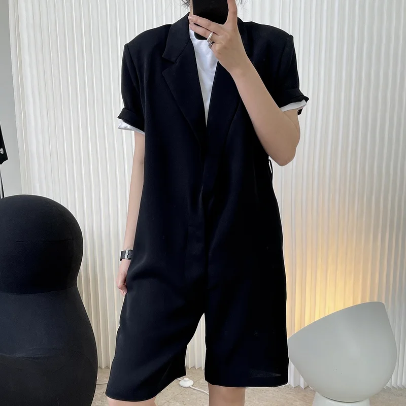 2023 New Ladies Retro Black Suit Jumpsuit Lapel Belt Ladies Loose High Waist Jumpsuit Shorts Workwear Wide Leg Jumpsuit Summer