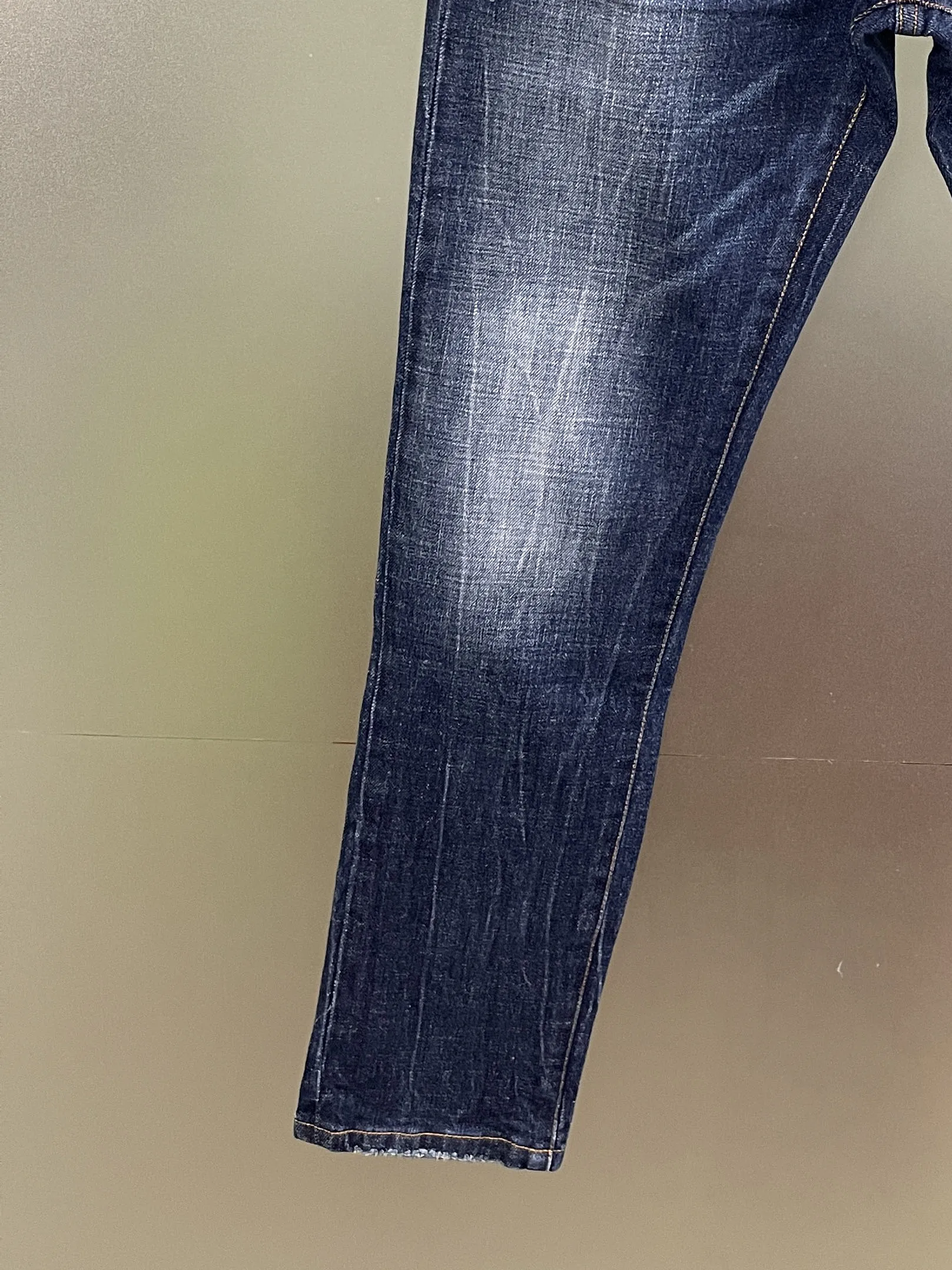 2024 Spring/Summer New D2 Jeans Trendy Men's Washed and Worn Hole Patches Fashionable Colorful Printed Small Feet Jeans Men's