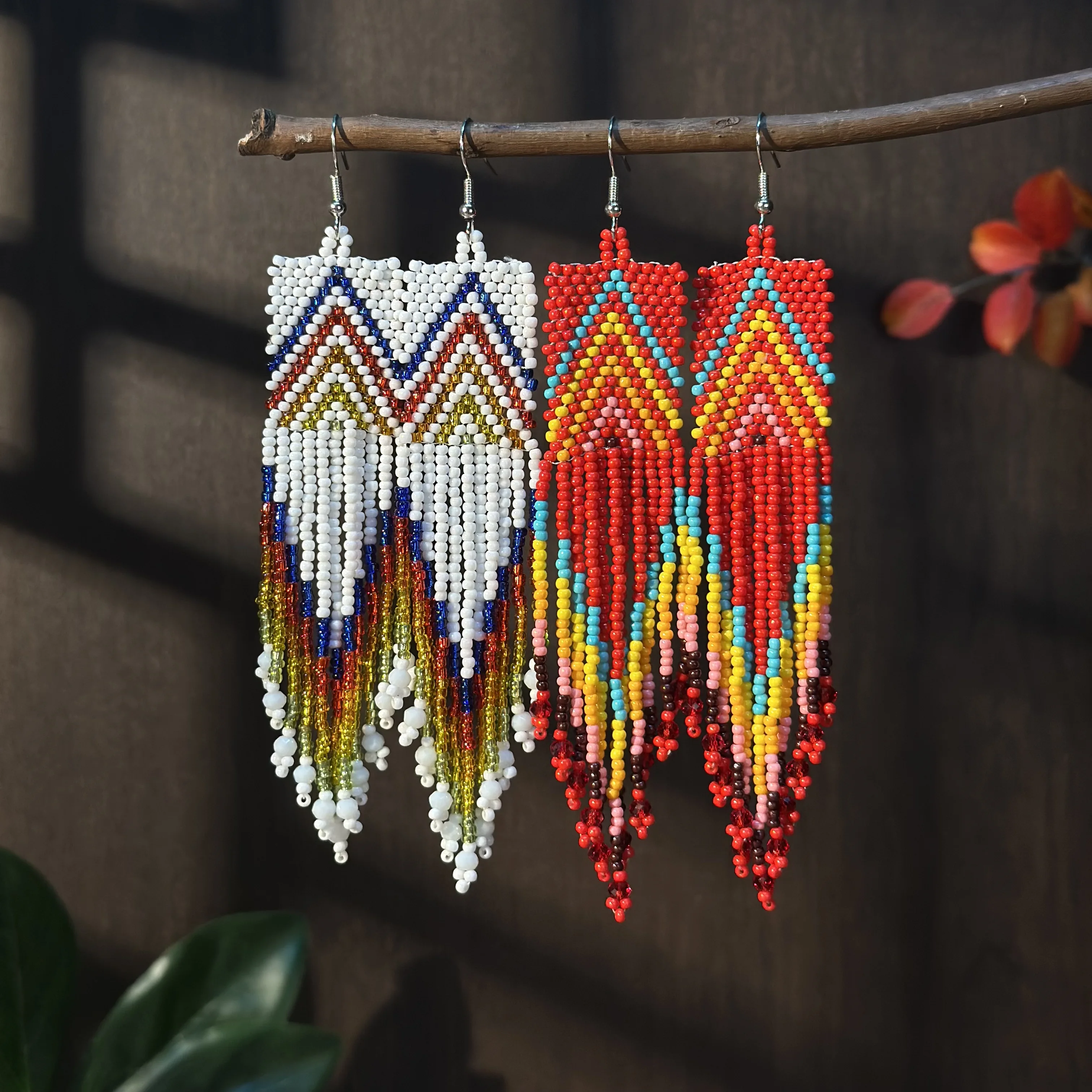 Böhmische bunte Quasten-Perlenohrringe, Samenperlen, handgefertigter Design-Schmuck, Damenmode-Accessoires, Strandurlaubskleidung