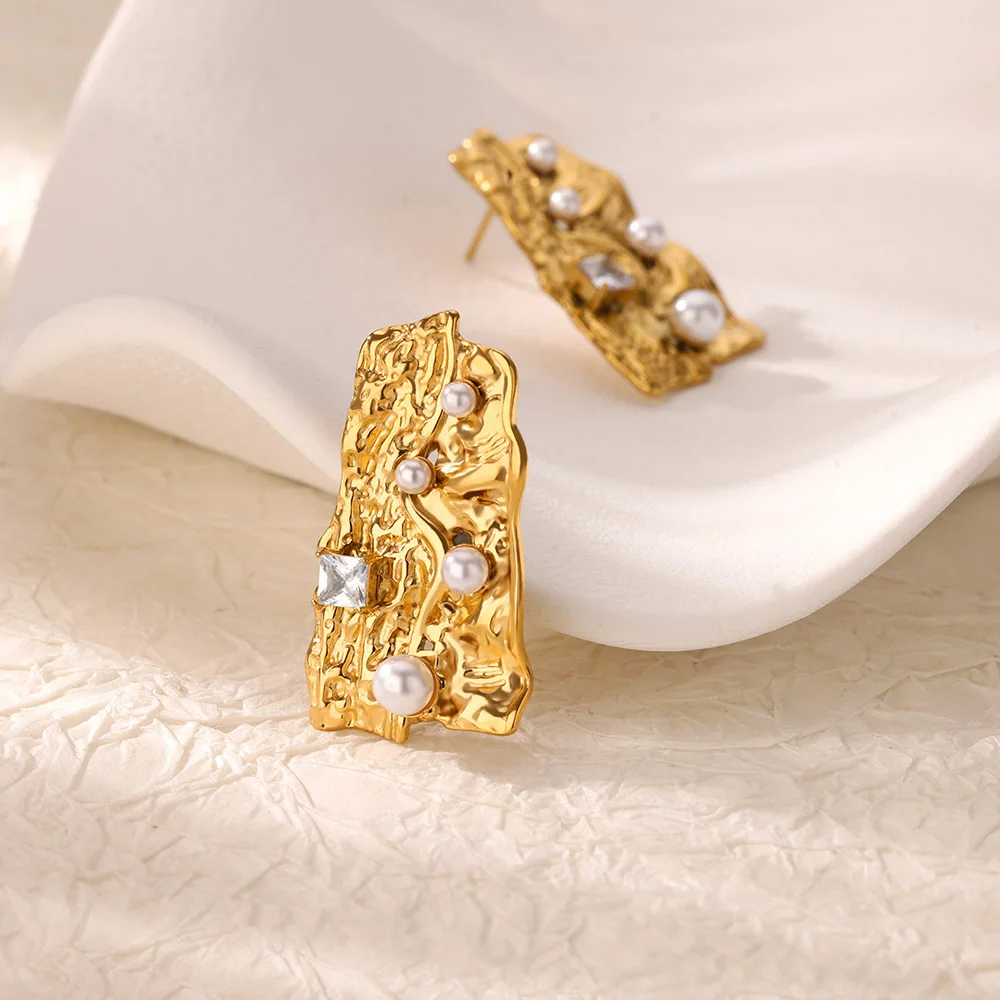 Zircon Irregular Pearl Stud Earrings For Women