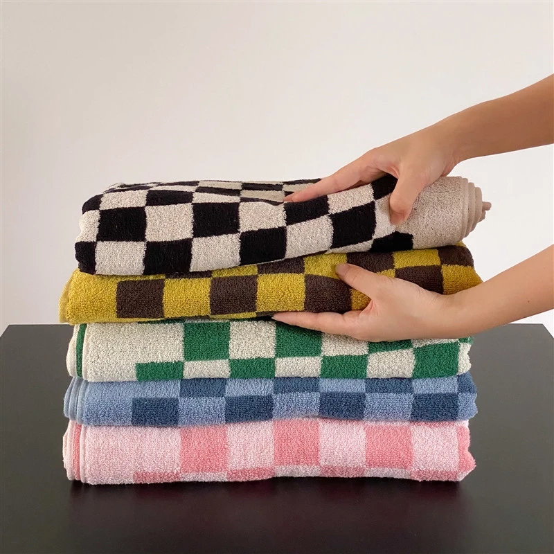 https://ae01.alicdn.com/kf/S7b77aa9fed994cf0b563e8a24646031ay/Retro-Checkerboard-Towel-Plaid-Beach-Bath-Towels-Skin-Friendly-Face-Towel-for-Home-Hotel-Soft-Washcloth.jpg_960x960.jpg