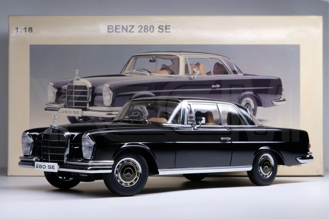 Autoart 1:18 280SE Black Vintage Car Simulation Limited Edition 