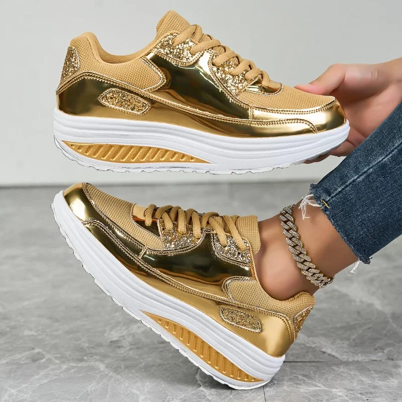 أحذية رياضية شبكية قابلة للتنفس مع أربطة للنساء ، حذاء مقوى مع منصة ، حجم كبير