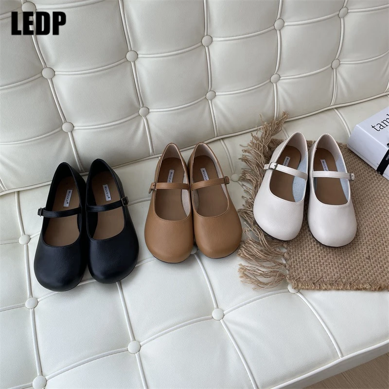 

Mary Janes Women 2023 New Autumn Shallow Female Single Shoes Ladies Flats Soft Sole Comfortable Buckle Strap Dress Walking Shoes