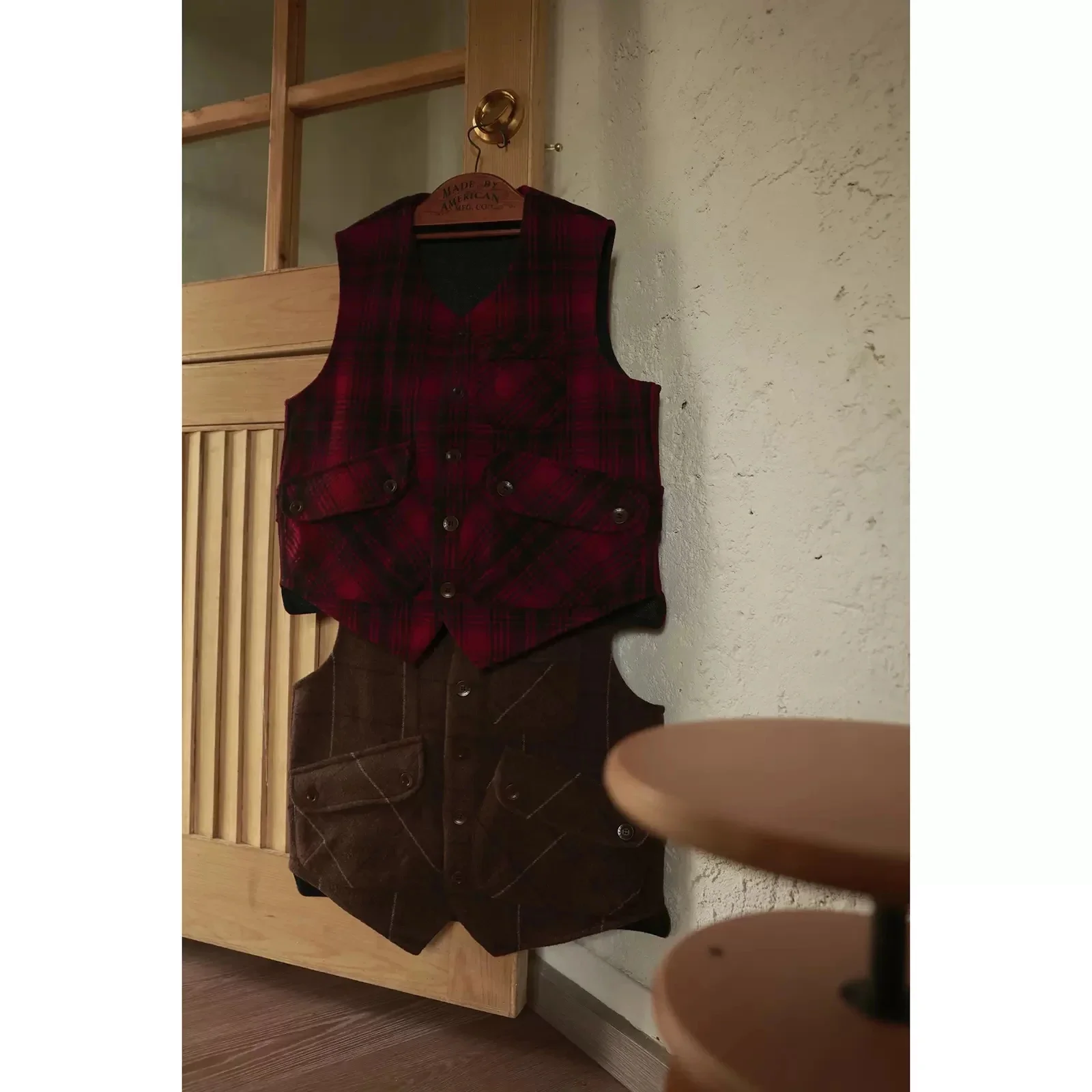 

Second Order Woolen Plaid Hunting Vest Vintage Americana Style Waistcoat For Men