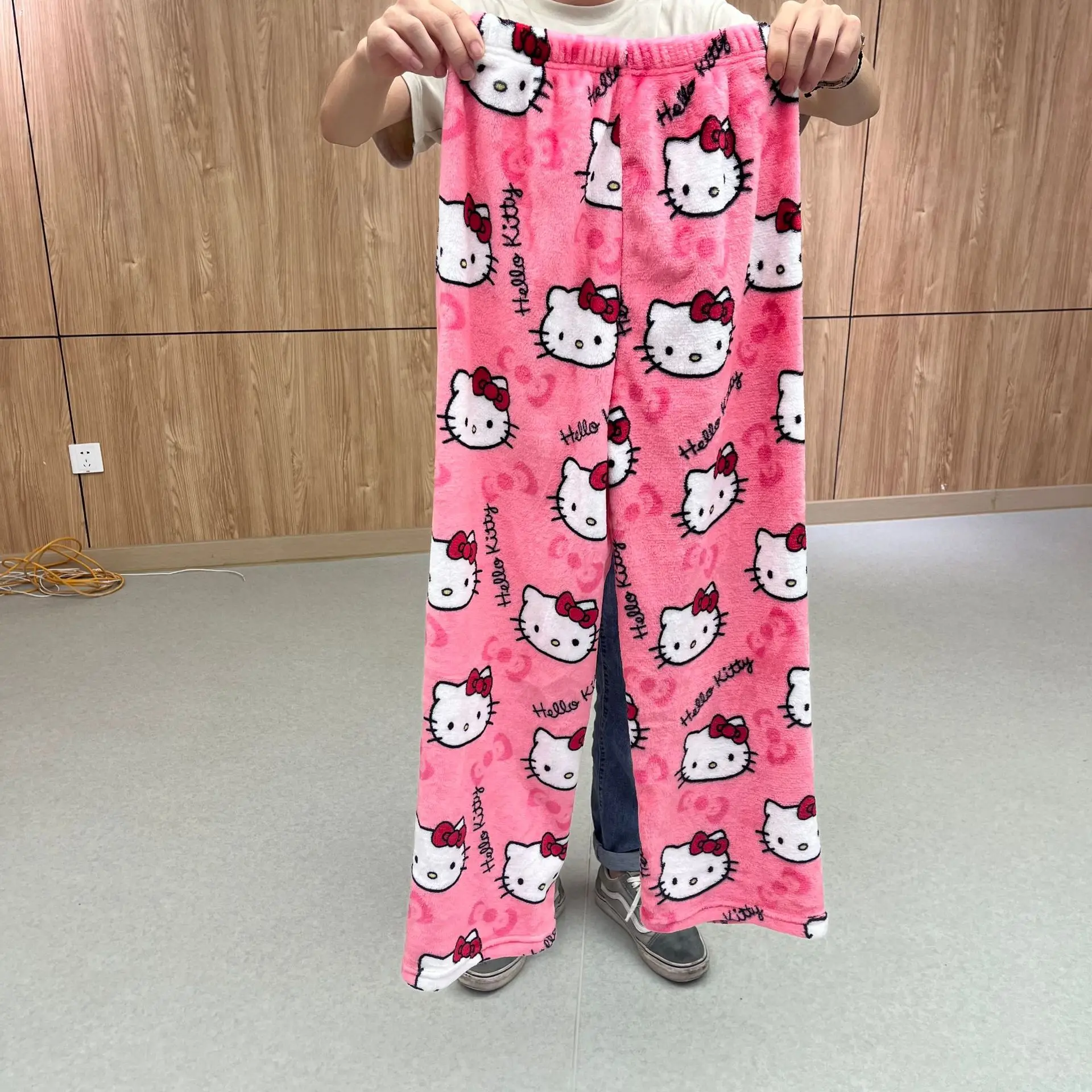 Sanrio Hello Kitty pigiama pantaloni nero rosa Anime flanella donna caldo lana bianco cartone animato Casual casa pantalone autunno Grils pantaloni