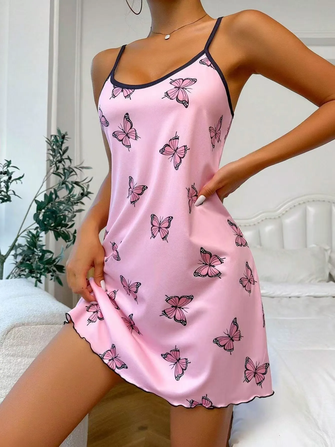 New Fashion Butterfly Print Nightgown for Women Black Star Chemise Short Spaghetti Strap Sleepwear Cute & Trendy Nightwear Hot