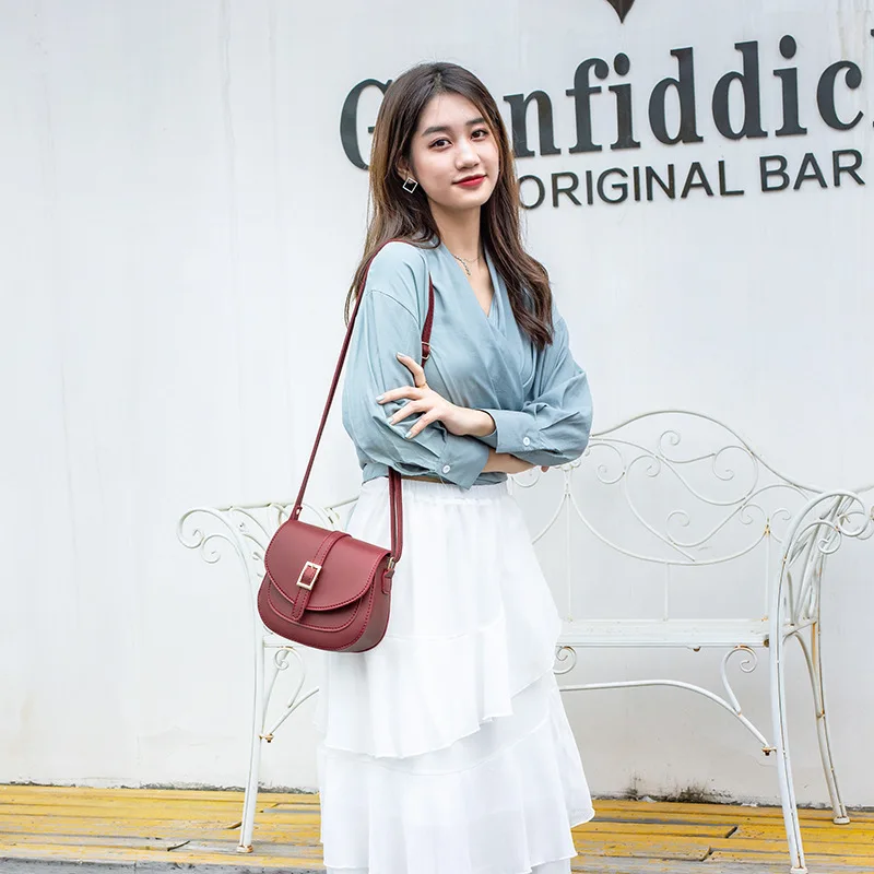 Trendy Saddle Shoulder Bag Women PU Leather Crossbody Bag Simple Solid Color Flap Messenger Bag Cellphone Handbags And Purses