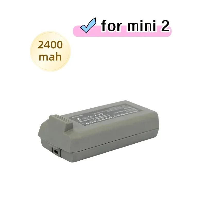 Batterie de drone DJI Mini Pro insérée dans le compartiment, prête pour le vol.
