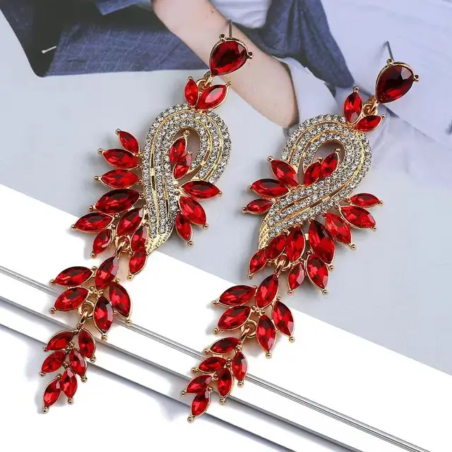 Elegant Metal Hollow Chain Leaves Crystal Pendant