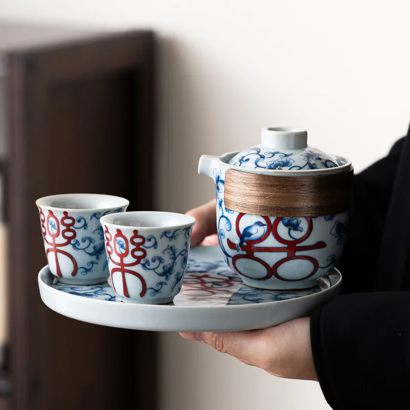 

China-Chic style tea set gift box set with hand gift bank real estate event printing for customers to celebrate