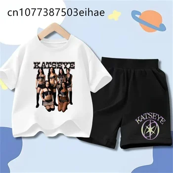 Abbigliamento per bambini Completo estivo Katseye Girl Group T-shirt a maniche corte con collo rotondo stampato Set di pantaloncini abbinati alla moda e casual