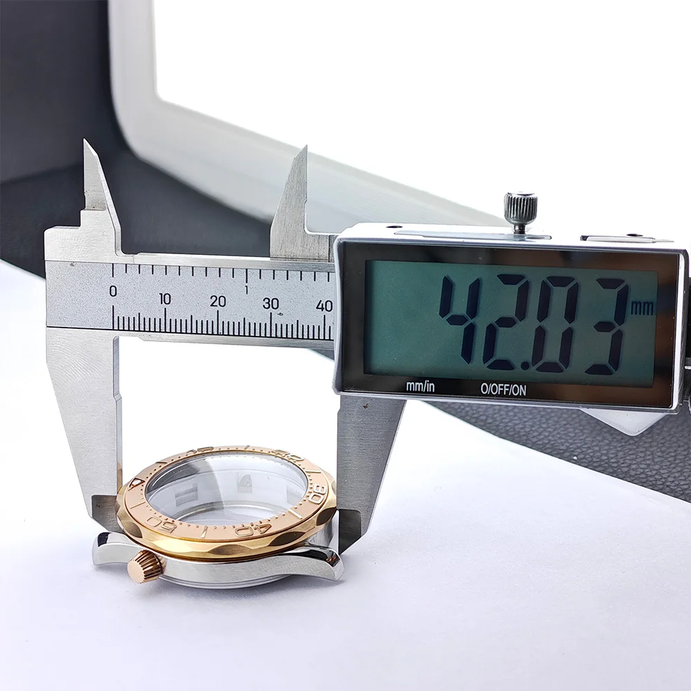 High-Quality Silver Diving Watch Case for Men with Automatic Movement