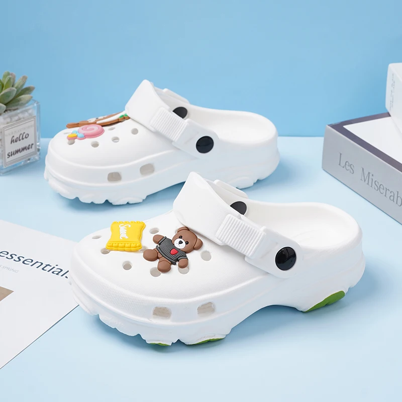 Kids Sandals New Summer Sandals 3-15 Years Children's Slippers Baby Girls Shoes Non-Slip Clogs Cartoon Cute Infant Girls Sandals Boys Shoes